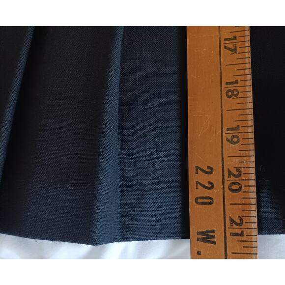 Michael & Company Pleated Black Skirt Knee Length Girls Size 8 - Picture 3 of 6